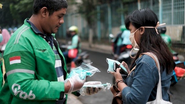 Grab Ikut Perangi Covid-19