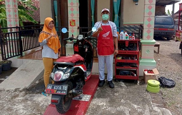 Program AHASS Kartini Day, Berikan Free Minyak Goreng
