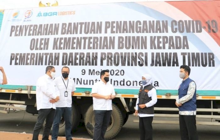    Percepat Penanganan Covid-19 di Jawa Timur, Gubernur Terima Peralatan Medis dari Kementerian BUMN