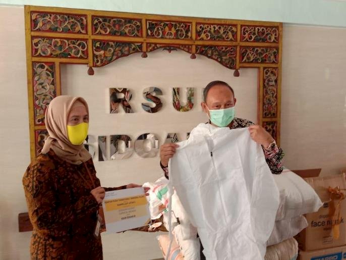 DJP Donasikan APD ke RSUD Sidoarjo