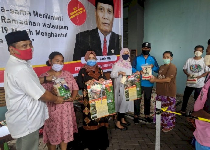  DPC Gerindra dan Cabup Djoko Susanto Lanjutkan Distribusi 25 Ribu Bungkus Sembako ke Masyarakat