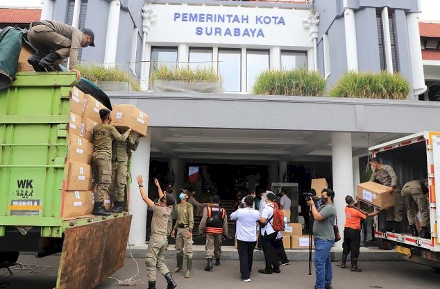 Pemkot Surabaya Kembali Terima Bantuan Ribuan APD dari Kemenkes