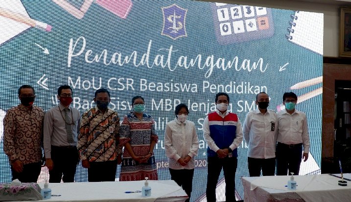 Pertamina Bantu Pendidikan 100 Siswa SMP di Surabaya