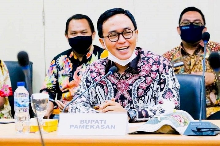 Upaya Bupati Baddrut Tumbuhkan Ekonomi Pamekasan, Salurkan Modal  dengan Bunga 1 Persen