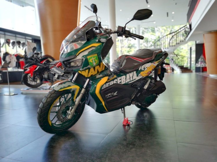 MPM Honda Jatim Lelang Motor Modif Persebaya