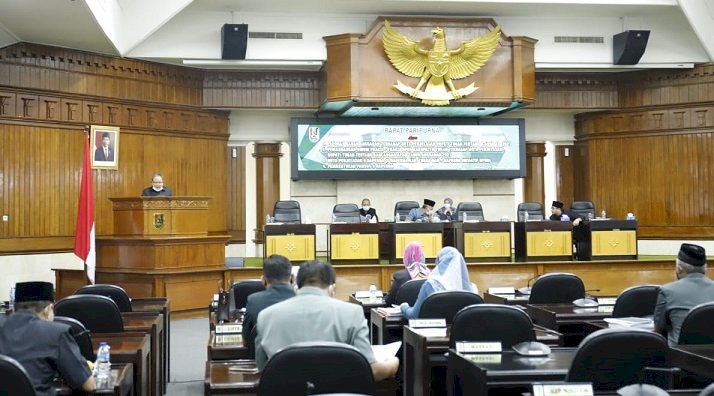 Bersama Pemkab, DPRD Tuban Bahas 10 Raperda dengan Protokol Kesehatan Covid-19