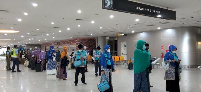 138 Jamaah Umrah Berangkat Perdana pada 2021