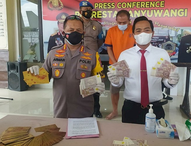 Polisi Banyuwangi Kembali Temukan Uang Asing Palsu