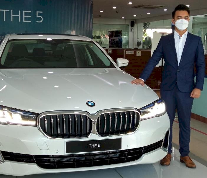 New BMW The 5 Facelift Dikenalkan di Surabaya