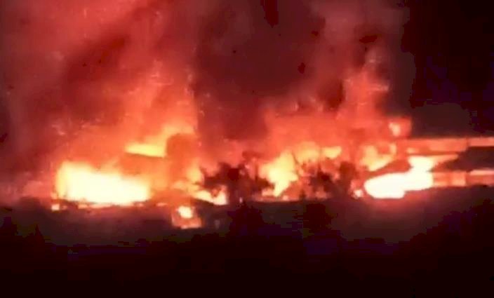 Pabrik Cat di Sidoarjo Terbakar Hebat, Terdengar 10 Ledakan