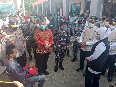 Pemprov Jatim kerjasama dengan TNI AL gelar Serbuan Vaksinasi pada Masyarakat Maritim