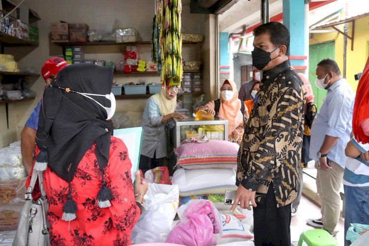 Satgas Pangan Kabupaten Mojokerto Sidak Migor di Pasar Kedungmaling