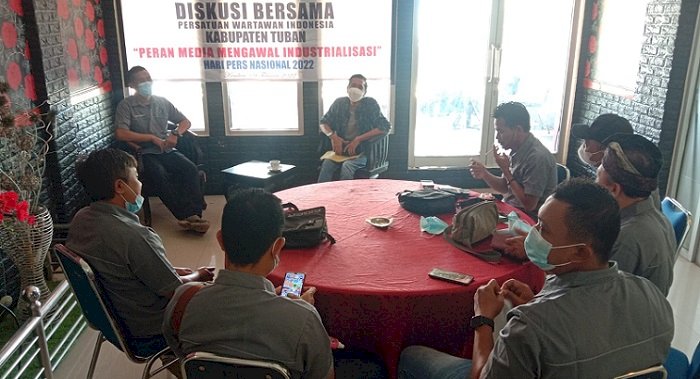 Semarakkan HPN 2022, PWI Tuban Gelar Diskusi Bersama DPRD di Kendari