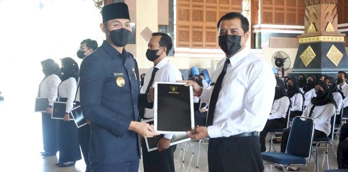 Ratusan CPNS di Tuban Terima SK Pengangkatan dari Bupati