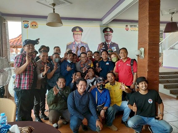 Kapolresta Rajut Silaturahmi Bersama Media