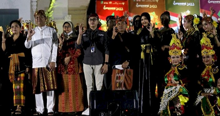 Fashion Show Batik Tulis Pamekasan, Ikut Ramaikan Festival Budaya Nusantara di Banyuwangi