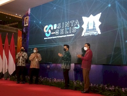 Launching Aplikasi Sinta Gelis, Wagub Emil Harap Jatim Bisa Capai Target Nol Persen Kemiskinan Ekstrem Tahun 2024
