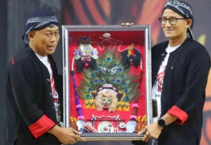 Apresiasi Festival Reog Nasional dan Grebeg Suro, Sandiaga Uno Dukung Ponorogo Masuk UCCN Sekaligus Kawal Reog Dapat Pengakuan UNESCO