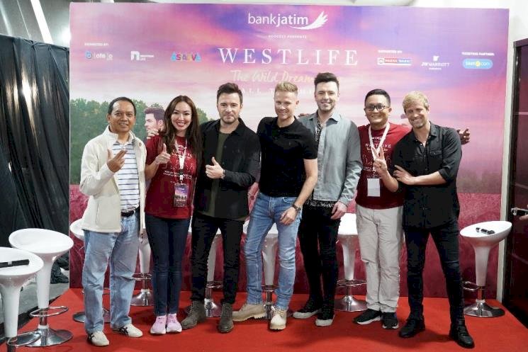 Bank Jatim Datangkan Westlife ke Surabaya