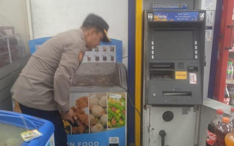 ATM di Minimarket Dibobol Maling