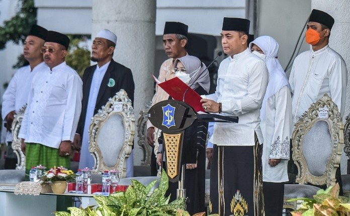 Wali Kota Ajak Santri Bangun Surabaya Jadi Kota Baldatun Toyyibatun Warobbun Ghafur