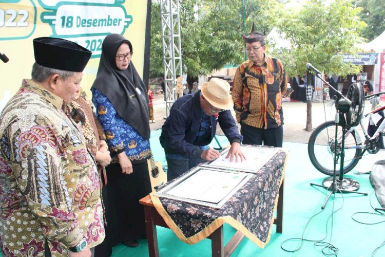 SMPN 1 Taman Sekolah Toleransi Pertama di Indonesia