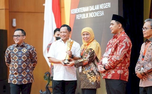 Provinsi Terinovatif,  Jawa Timur Raih IGA Award  dari Kemendagri 