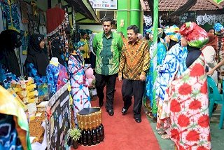 Terkesan Inovasi dan Kreatifitas Batik Lokal Milik Sekolah