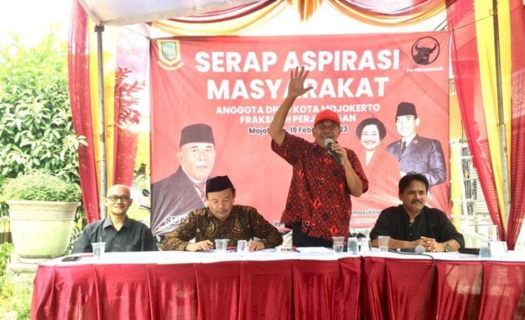 Reses, Ketua DPRD Kota Mojokerto Disambati Pembangunan Gapura dan PJU