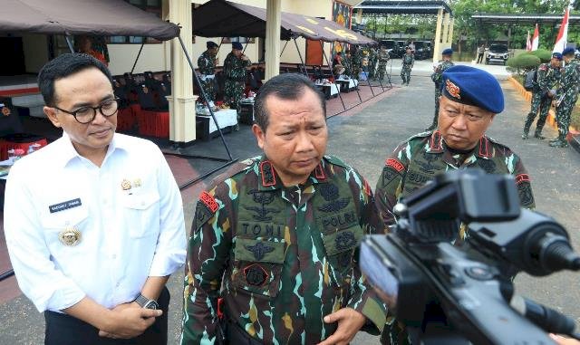 Kukuhkan Batalyon D Satbrimob Polda di Pamekasan, Kapolda Jatim: Ini Jawaban Kesiapan Sambut Pemilu 2024