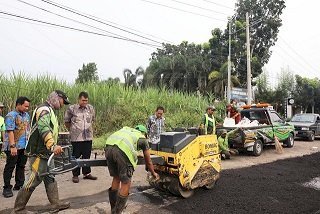 Selama Ramadan, 11 Ruas Jalan di Lumajang Diperbaiki