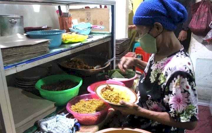 Gurihnya Nasi Kuning di Jombang, Cocok Buat Santap Sahur