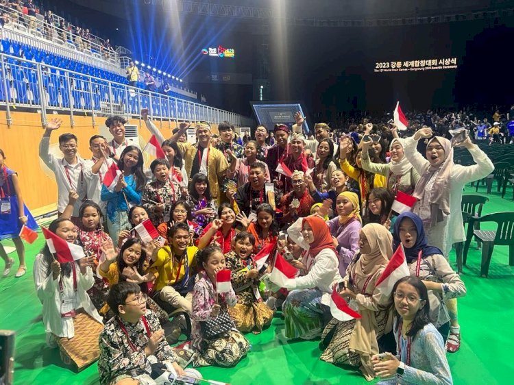 Gita Bumi Shine Harmony Choir Juara Internasional di Korea Selatan