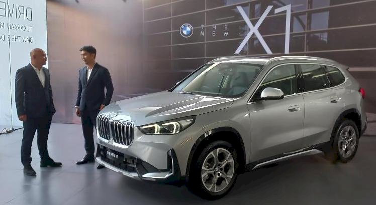 BMW Hadirkan The New X1 di Surabaya dan Jakarta