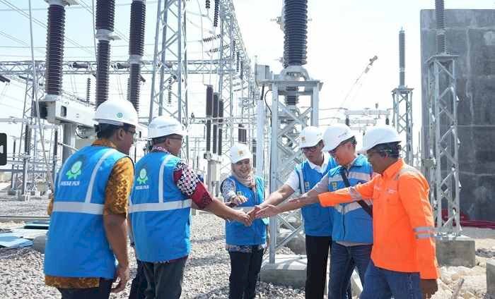Dukung Penyediaan Keandalan Kelistrikan JIIPE, Direksi PLN Kawal Ketat Kesiapan Pembangunan GI 150 kV Bungah