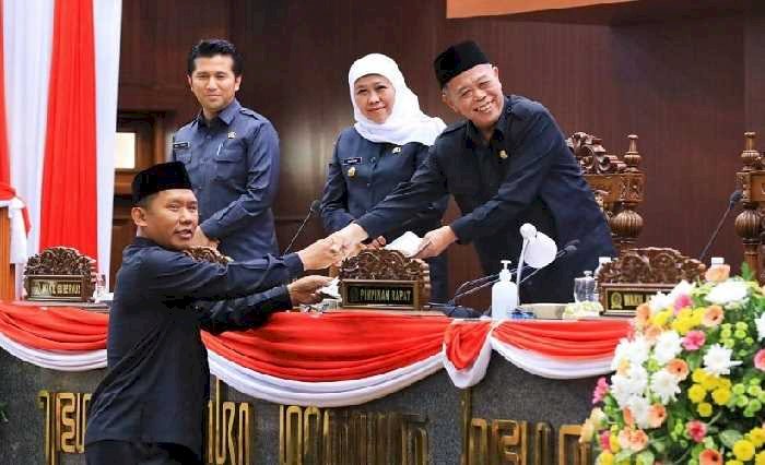 Eksekutif dan Legislatif Sepakat Sahkan Raperda Perubahan APBD Jawa Timur Tahun Anggaran 2023