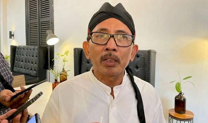 Lestarikan Budaya di Surabaya, Pimpinan DPRD Apresiasi Pencantuman Aksara Jawa di Tiap OPD