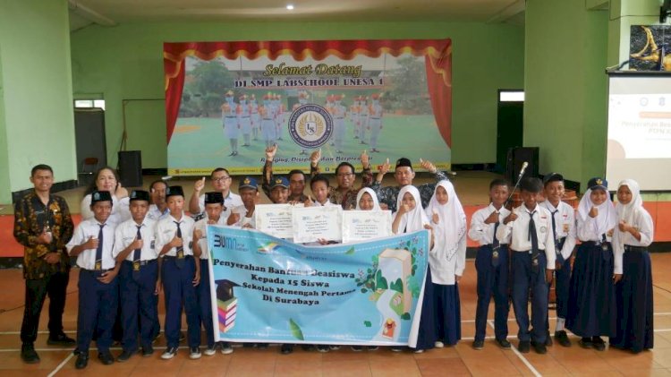 PTPN Xl Salurkan Beasiswa Pendidikan ke Siswa MBR