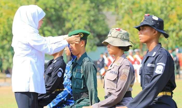 Pembaretan SMA Taruna Jatim,  Khofifah: Pemilik Karakter Unggul sebagai Generasi VIP  Wujudkan Indonesia Emas 2045