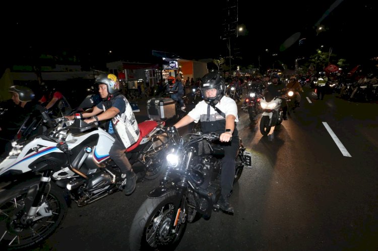 Kaesang Diarak Ratusan Bikers di Surabaya