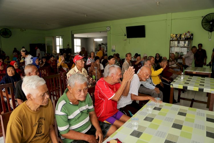 Ratusan Lansia di Surabaya Ikuti Sosialisasi Pemilu 2024
