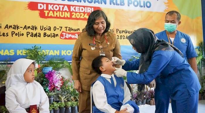 Canangkan Sub PIN Polio Kota Kediri,  Zanariah: Orang Tua Harus Mendukung