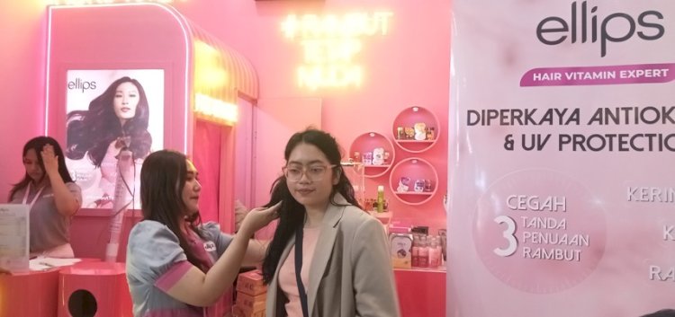 Ellips Ajak Wanita Surabaya Merawat Rambut agar Tetap Muda dan Bersinar