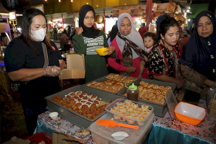Pemkot Surabaya Upayakan UMKM Mamin Bersertifikasi Halal