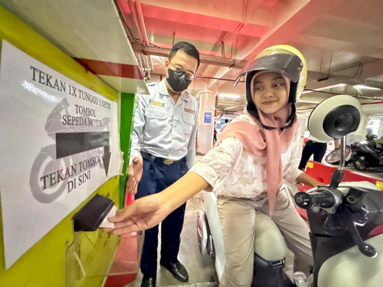 Dishub Surabaya Sediakan Parkir Cashless