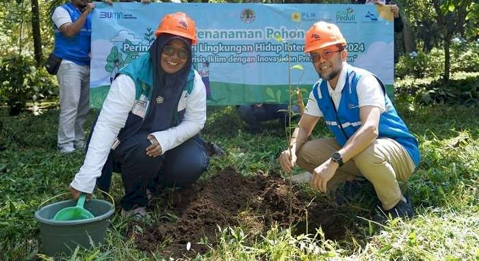 PLN NP Tanam 80 Ribu Pohon di DAS Brantas