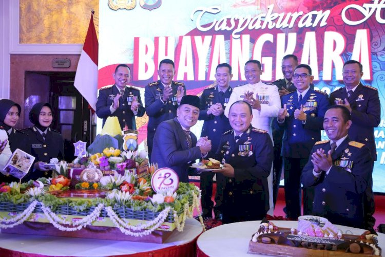 HUT Bhayangkara Momentum Ciptakan Keamanan di Surabaya