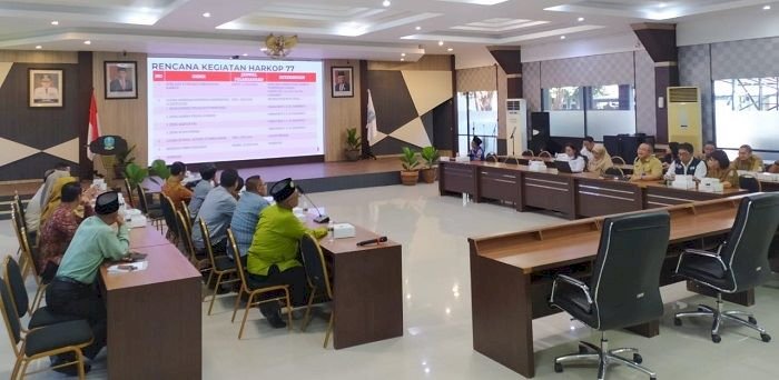 Peringati Hari Koperasi Ke-77,  Diskop Jawa Timur Gelar Seminar Perkoperasian dan Apresiasi Koperasi Berprestasi