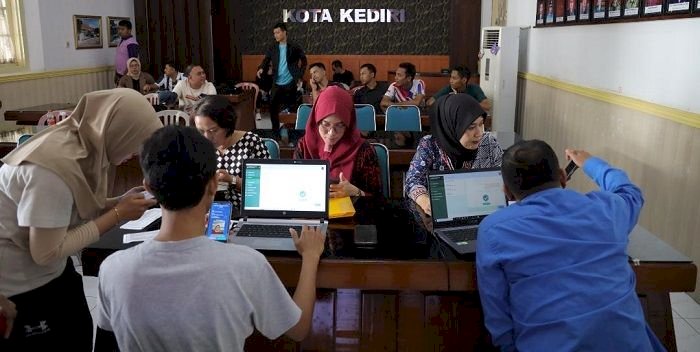 Tingkatkan Capaian IKD Kota Kediri,  Dispendukcapil Jemput Bola ke Kejari