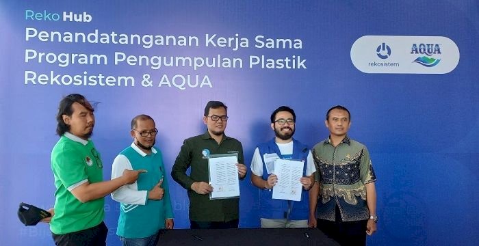 Aqua dan Rekosiatem Teken MoU, Kelola 1400 Metrik Ton Sampah Kemasan Plastik